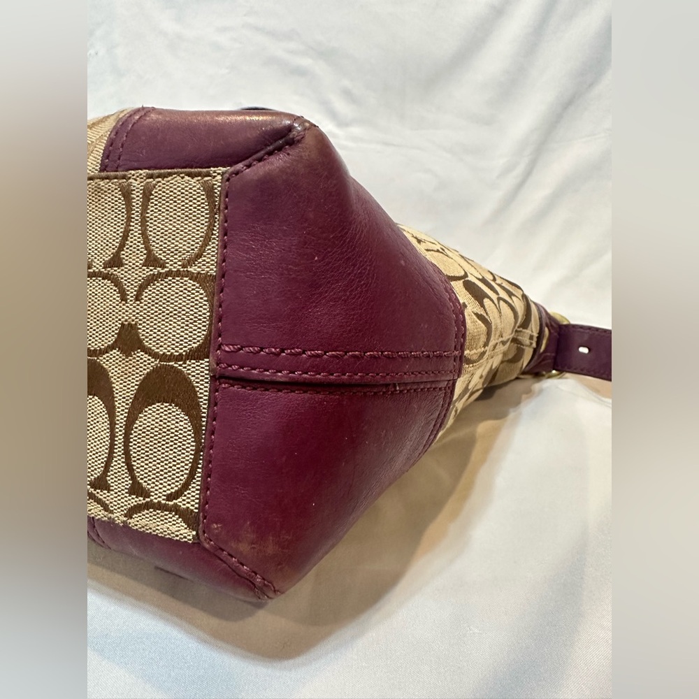 Coach Signature Monogram Canvas and Leather Hobo Shoulder Crossbody bag - Picture 7 of 14
